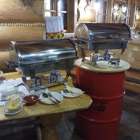 Restauracja Chata Góralska i Pokoje Gościnne. Ciechocinek Exterior foto