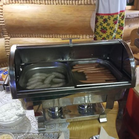 Restauracja Chata Góralska i Pokoje Gościnne. Ciechocinek Exterior foto