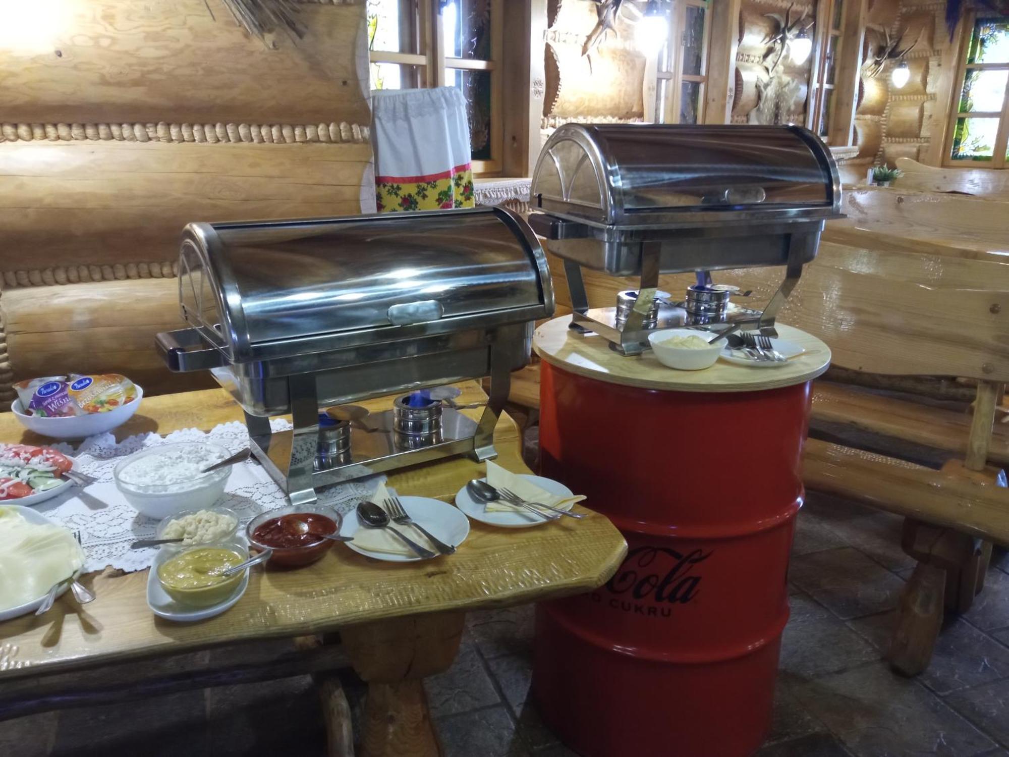 Restauracja Chata Góralska i Pokoje Gościnne. Ciechocinek Exterior foto