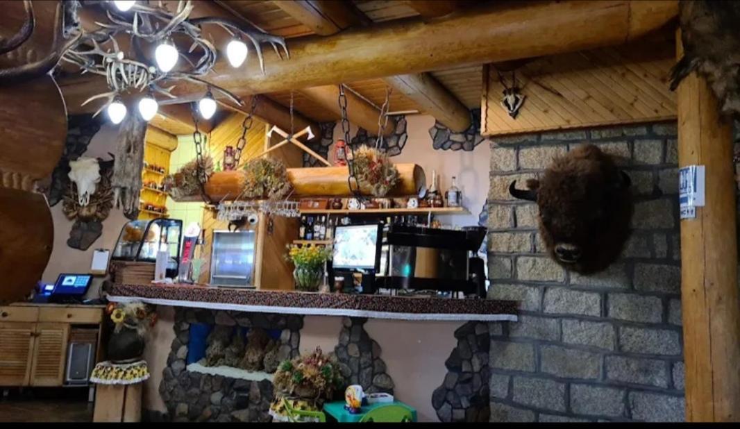 Restauracja Chata Góralska i Pokoje Gościnne. Ciechocinek Exterior foto
